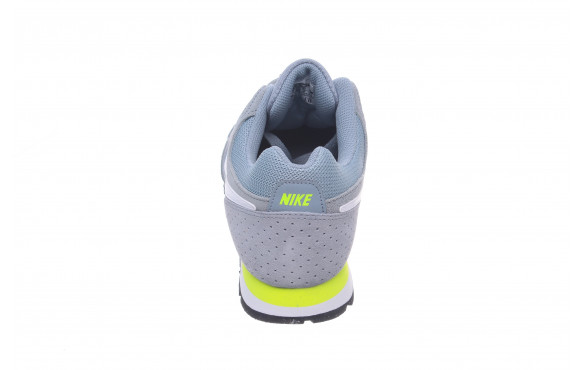 NIKE MD RUNNER SUEDE_MOBILE-PIC2