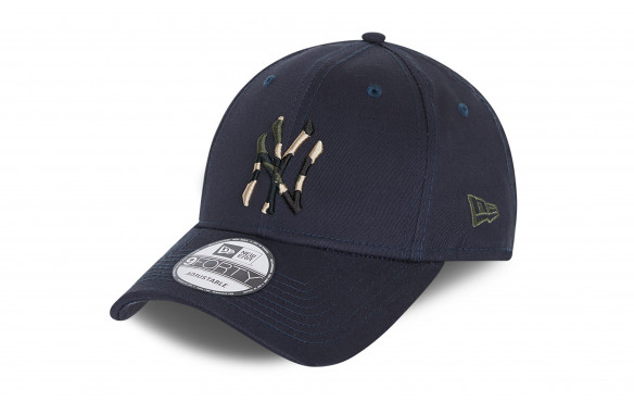 NEW ERA CAMO INFILL 9FORTY YANKEES