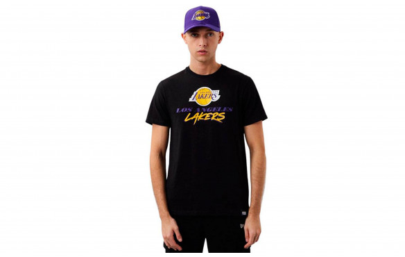 NEW ERA NBA SCRIPT TEE