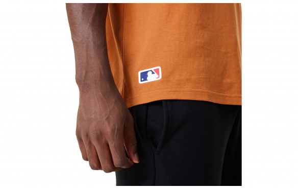 NEW ERA LEAGUE ESSENTIAL TEE_MOBILE-PIC4