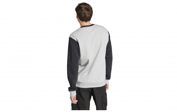 adidas ESSENTIALS FLEECE BIG LOGO_MOBILE-PIC3