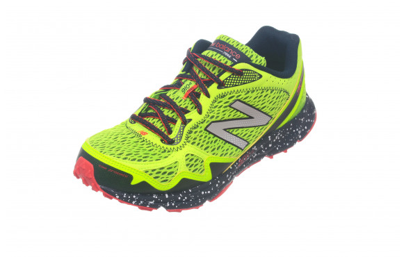 NEW BALANCE MT910 V2