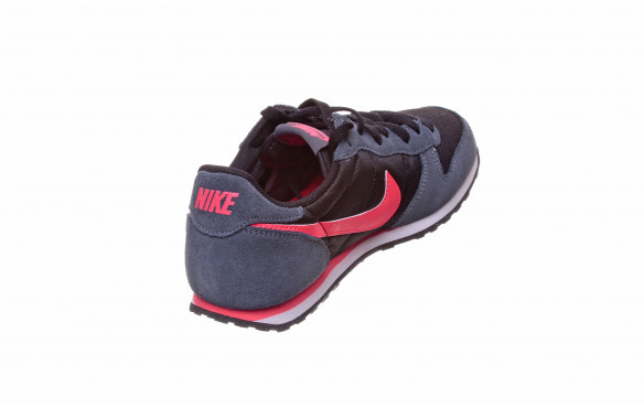 NIKE GENICCO WMNS_MOBILE-PIC3