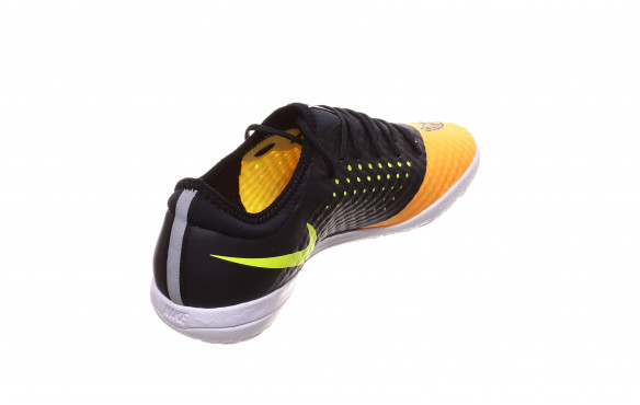 NIKE ELASTICO FINALE III IC_MOBILE-PIC3