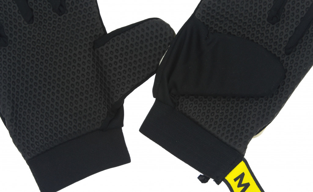 Download MATT GOALKEEPER GLOVES BASIC - TodoZapatillas