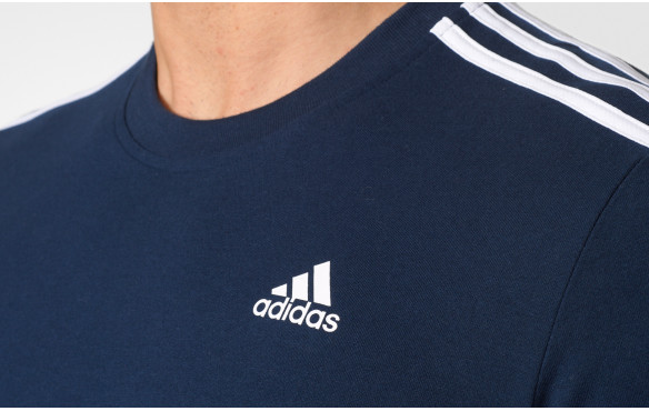 adidas ESSENTIALS 3 STRIPES_MOBILE-PIC2