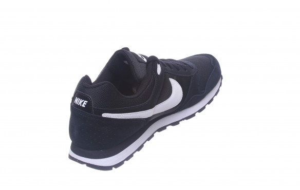 NIKE MD RUNNER SUEDE_MOBILE-PIC3