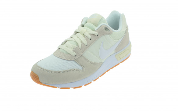 nike nightgazer beige