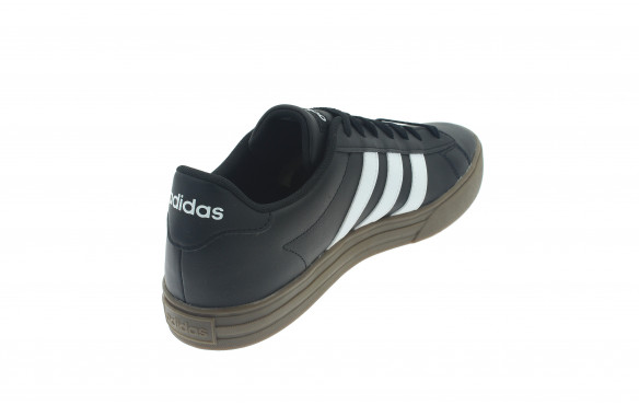 adidas DAILY 2.0_MOBILE-PIC3