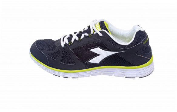 DIADORA HAWK 3_MOBILE-PIC7