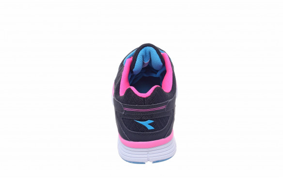 DIADORA HAWK 3 WOMEN_MOBILE-PIC2