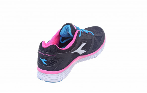 DIADORA HAWK 3 WOMEN_MOBILE-PIC3